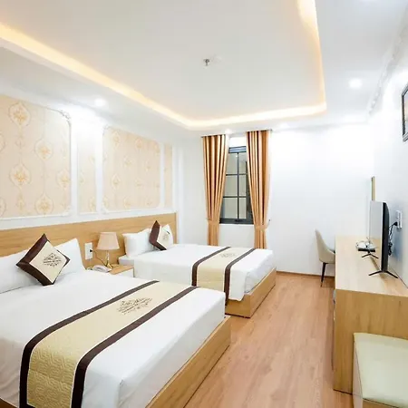 Moonlight Hotel