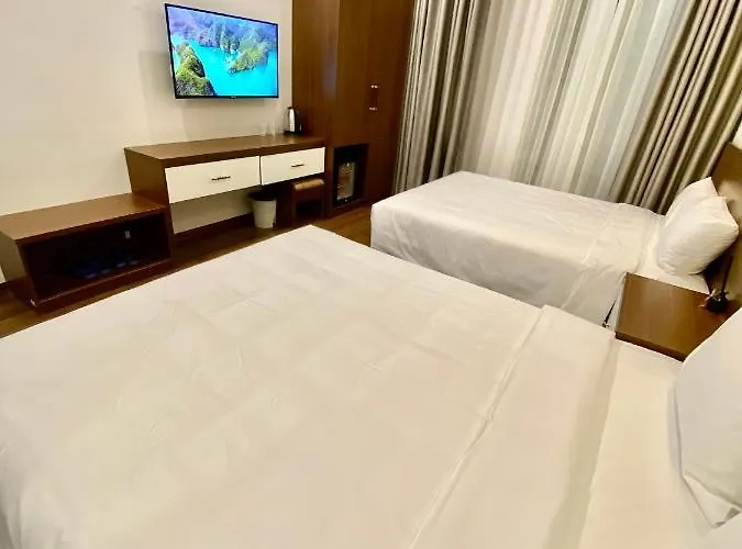Hotel Moonlight Hạ Long