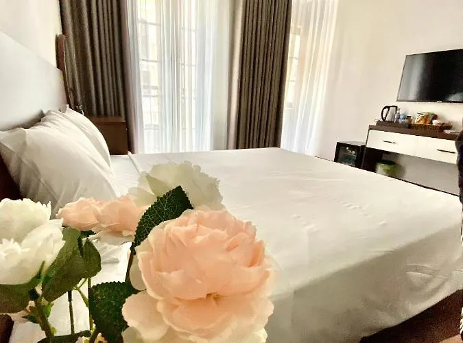 Hotel Moonlight Hạ Long