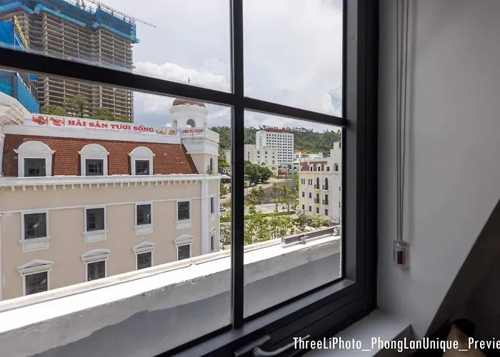 Moonlight Hotel Hạ Long