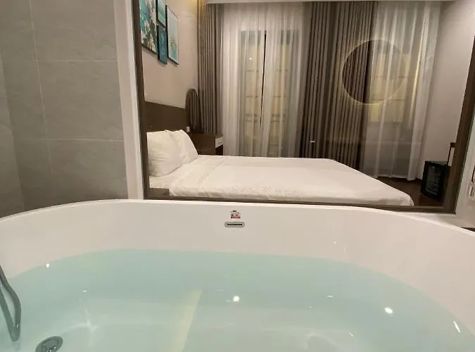 Hotel Moonlight