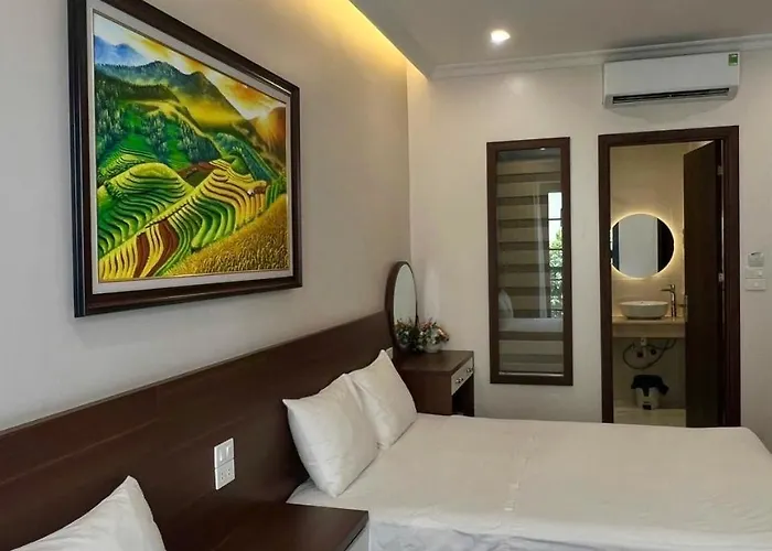 Hotel Moonlight Hạ Long