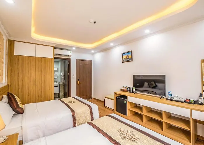 Moonlight 3* Hạ Long